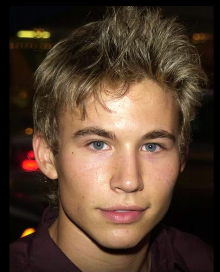 Teen Idol Jonathan Taylor Thomas Vanished from the Spotlight – Fans Are Thrilled by His Rare New Appearance!